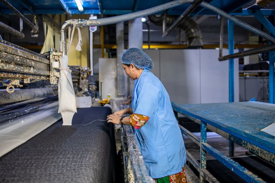 OEM Cotton Slippers from China: MOQ, Tooling & Landed Cost Guide