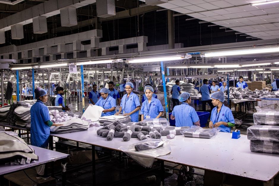 Cixi Slipper Factory: Inside the Cotton Slipper Production Process