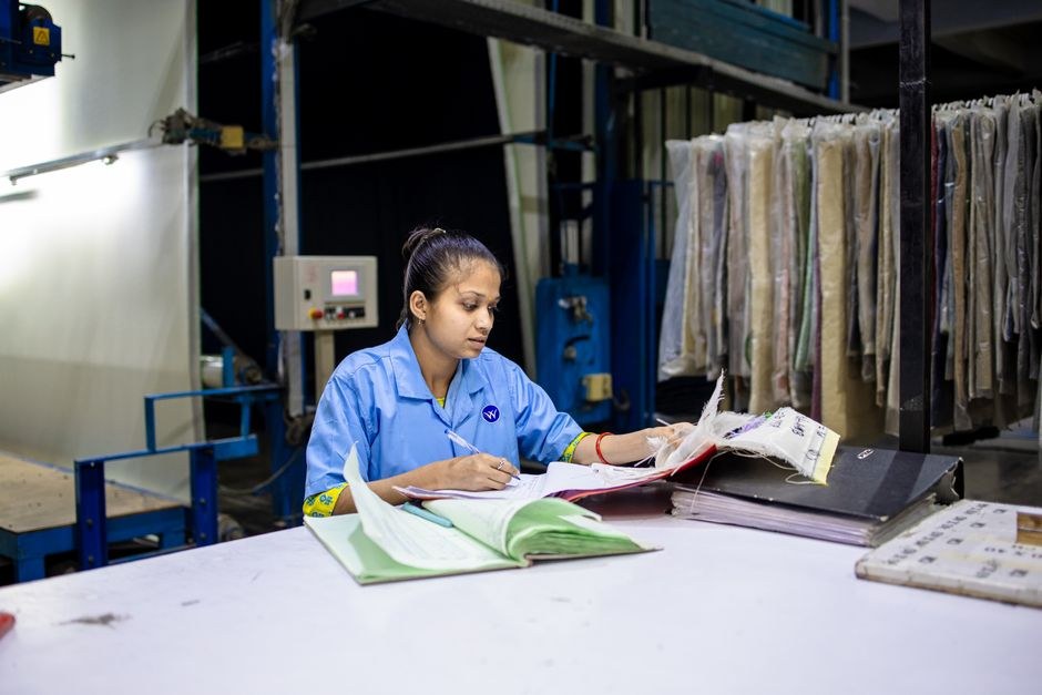 Cotton Slippers Manufacturers: Advanced Quality Control for Bulk Orders